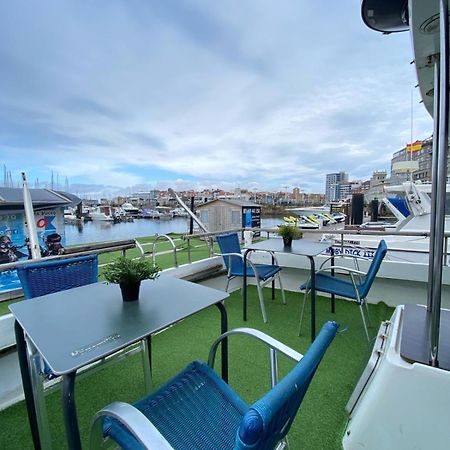 Experiencia En El Mar Gijon C Hotel Exterior photo